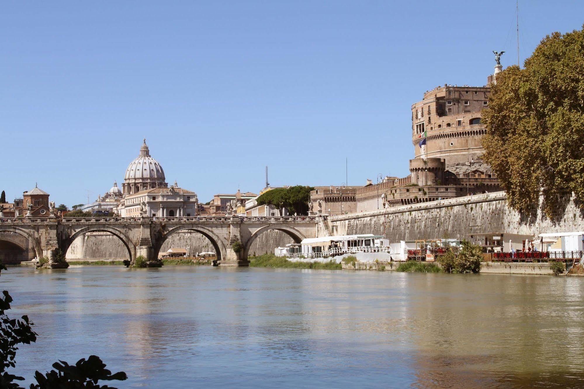 Al Passetto - St Peter'S Bike Hotel Rome Bagian luar foto
