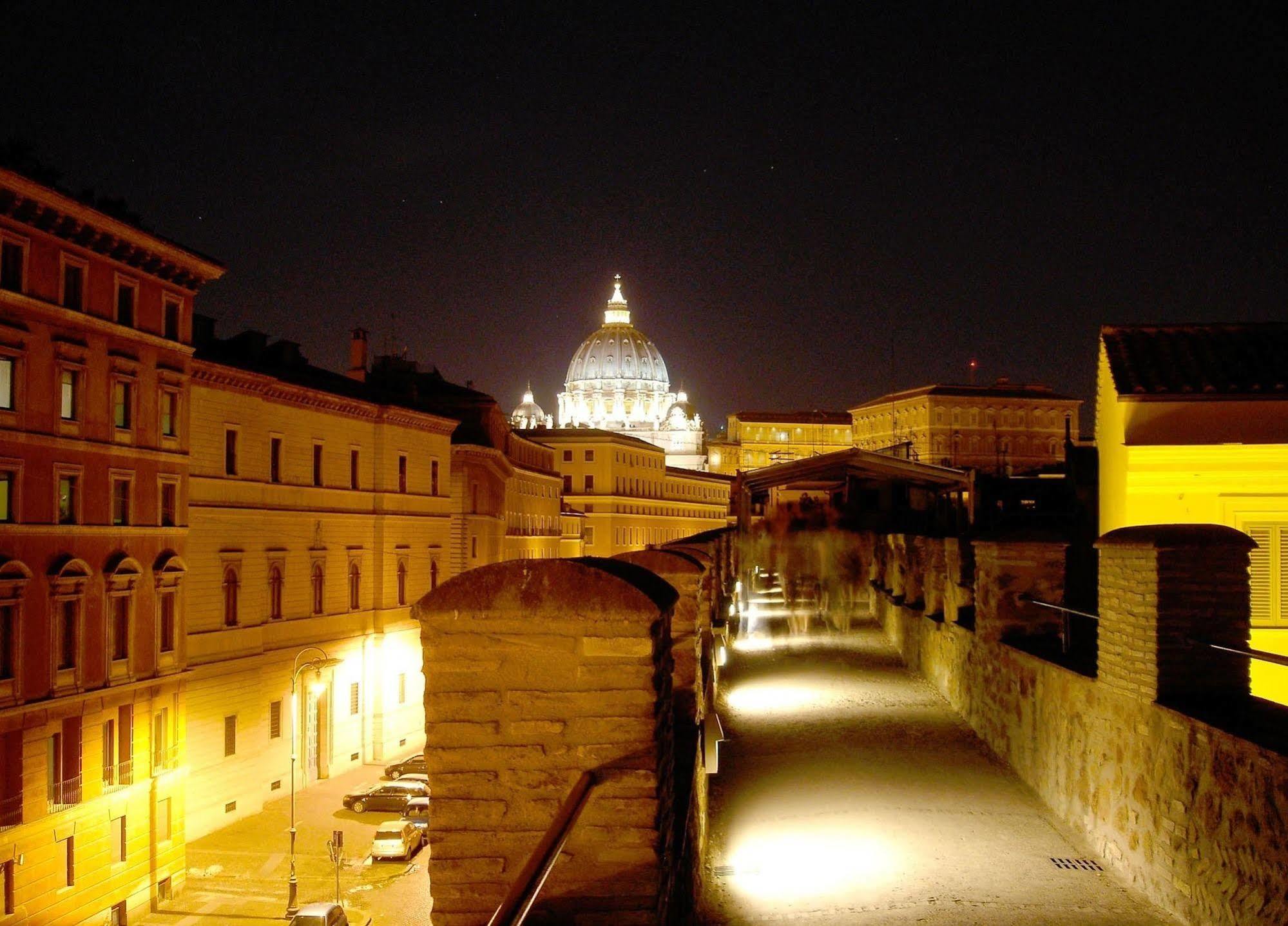 Al Passetto - St Peter'S Bike Hotel Rome Bagian luar foto